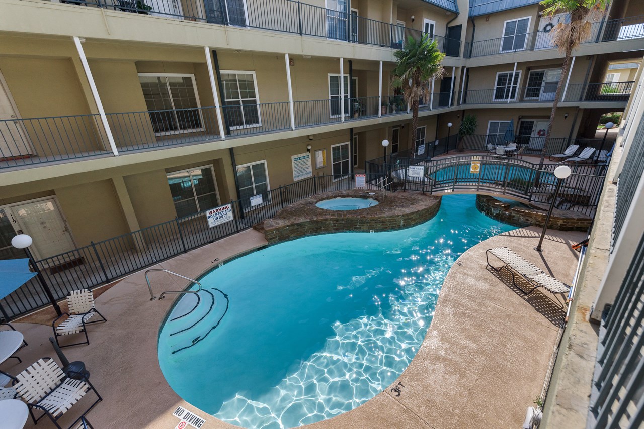 marina pointe pool marina pointe pool and hot tub.